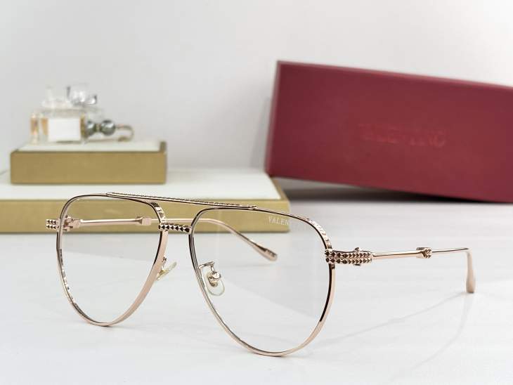 Picture of Valentino Sunglasses _SKUfw76404995fw